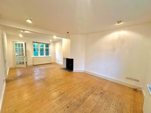 Photo 1- click for photo gallery